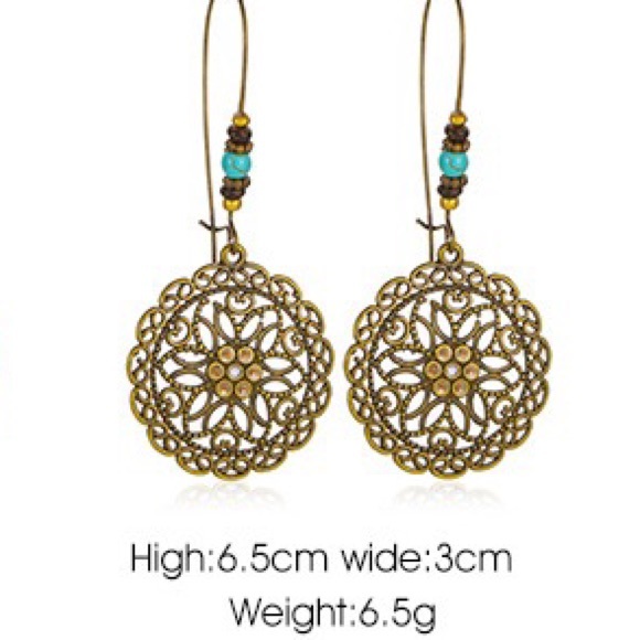 🔸2 for $15🔸Earrings - Picture 2 of 3